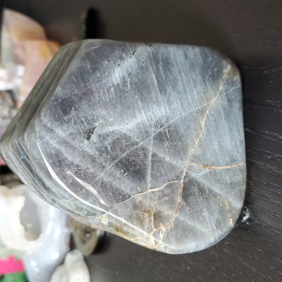 Labradorite free form 🪨 - Picture 3 of 7